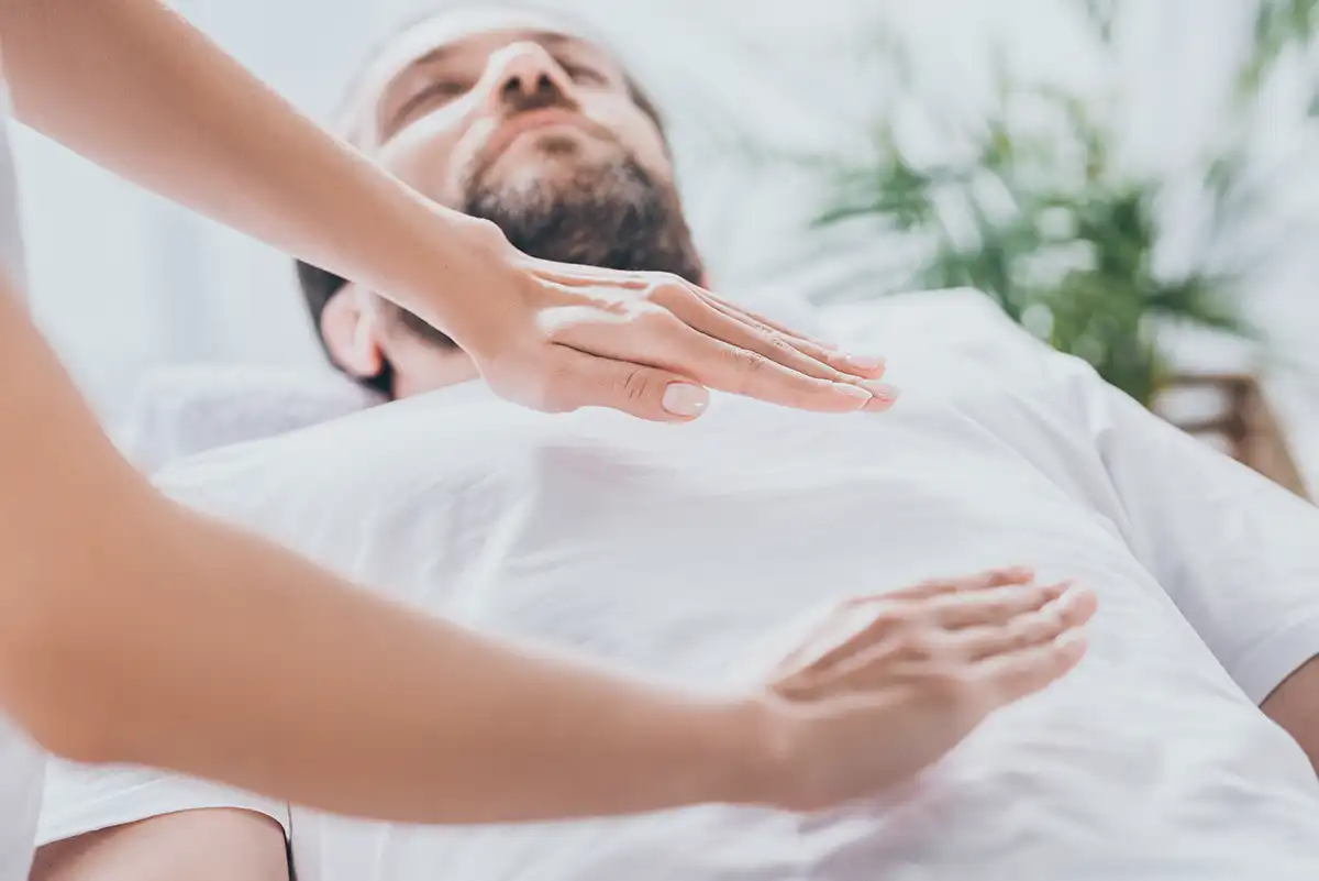 reiki-healing-session